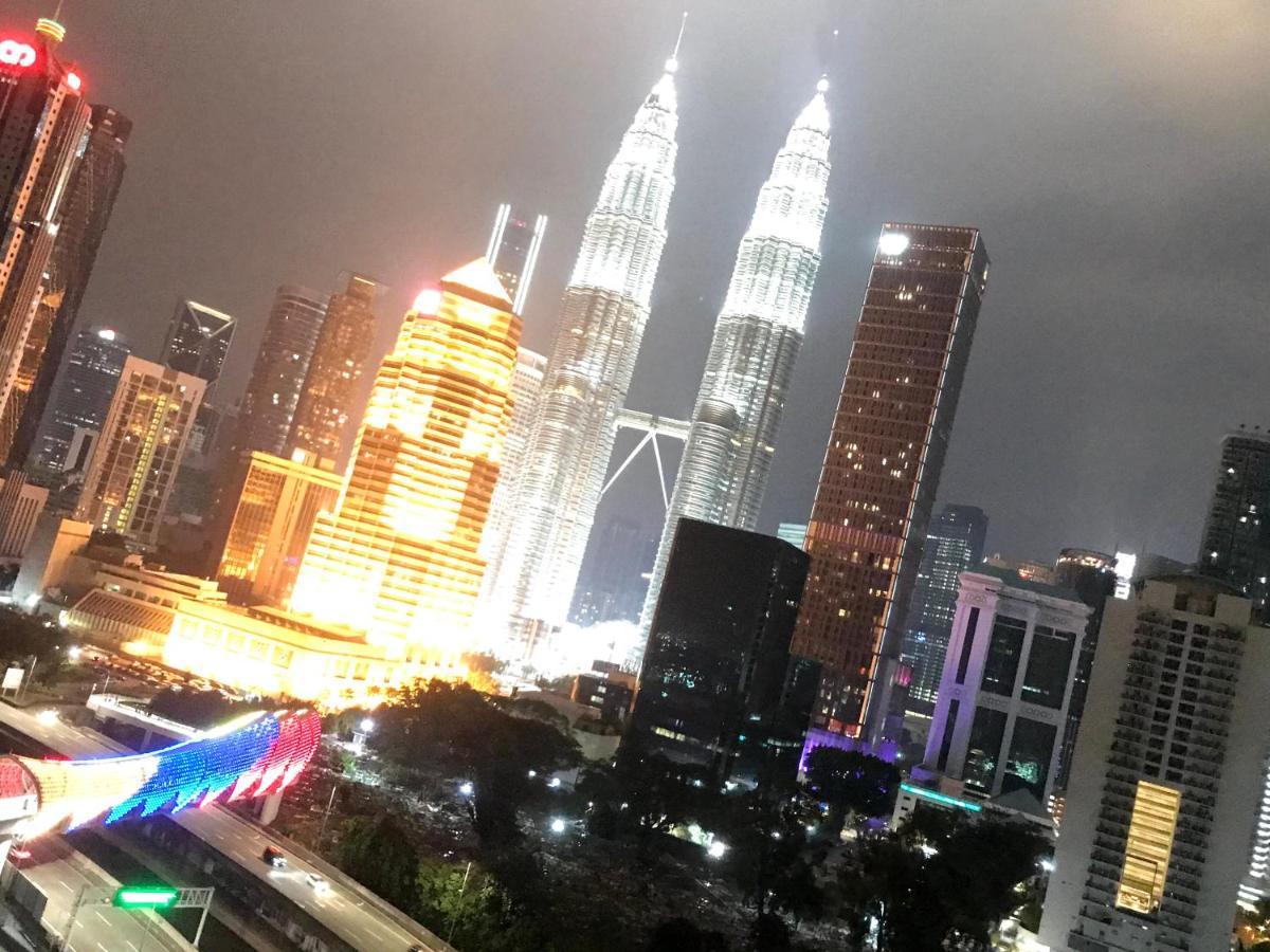 Klcc Legasi Direct View With A Superking Bed At A 3-Bedroom Premium Unit Kuala Lumpur Exterior photo